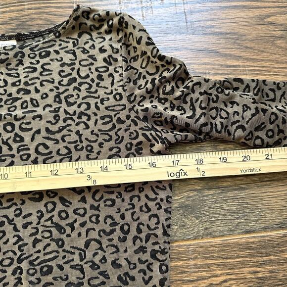 Vintage Chico’s Private Edition Leopard Print Top & Taupe Maxi Skirt Set Size 1 - Picture 6 of 11